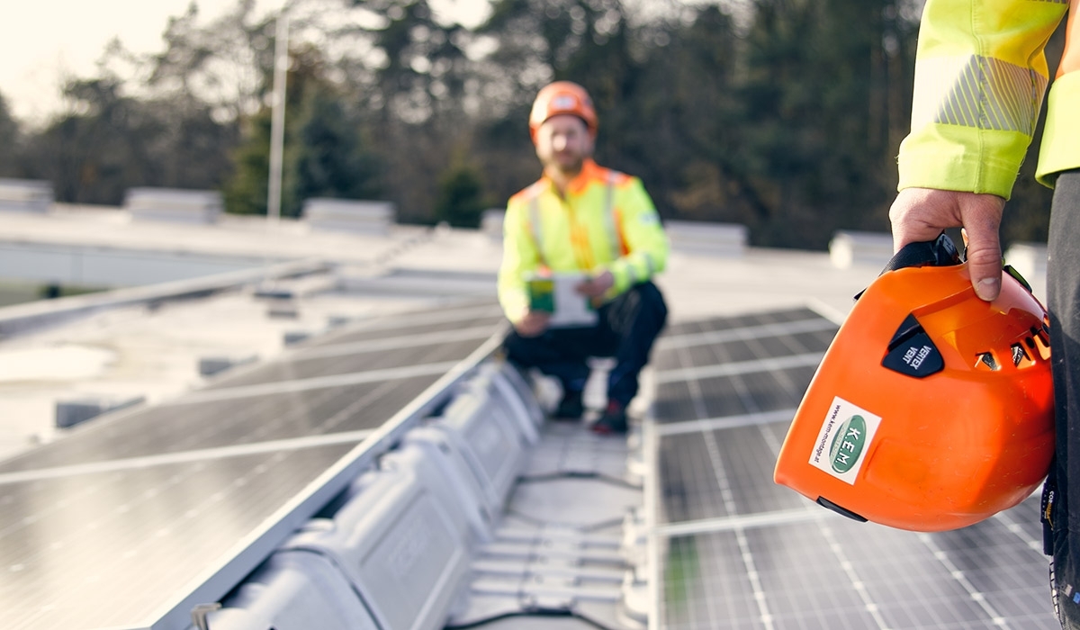 K.E.M. MONTAGE GmbH: Europas erstes Smart Grid für Blackout-sichere Autobahnmeisterei errichtet